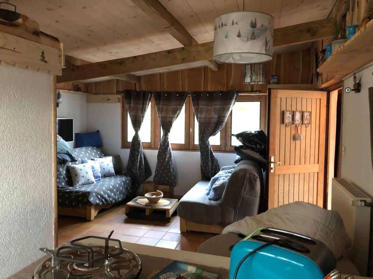 Le Chalet De La Goutte Saint-Appolinaire  Exteriér fotografie